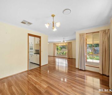 SPACIOUS, ELEVATED HOME - Photo 2