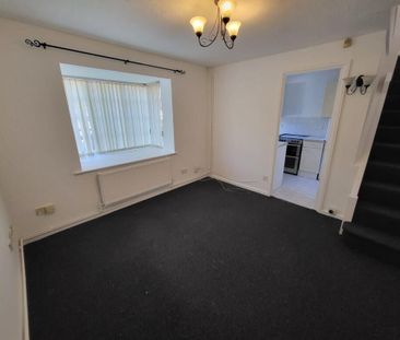 Flat , Telephone House, High Street, Southampton - Photo 3