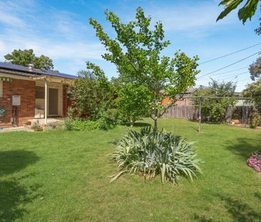 11 Simpson Street, Watson ACT 2602 - House For Rent | Domain - Photo 5