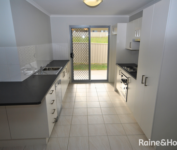 Modern & Low Maintenance Living in Worrigee - Photo 2
