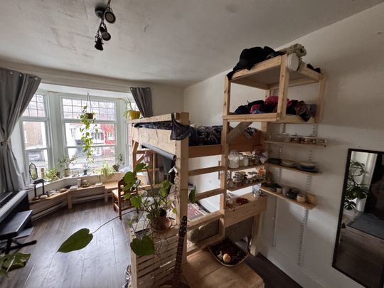 Belle grande chambre , René-Lévesque Est, cuisine privée WIFI - Photo 1