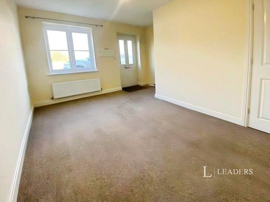 2 bedroom semi-detached house to rent - Photo 1
