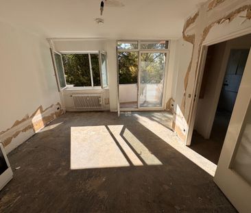 Buckow: Sonnige 1-Zi-Whg, ca. 35 m² per 01.11.25 zu VERMIETEN - Off... - Photo 1