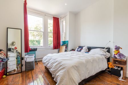 Barry Road, London, SE22 - Photo 4