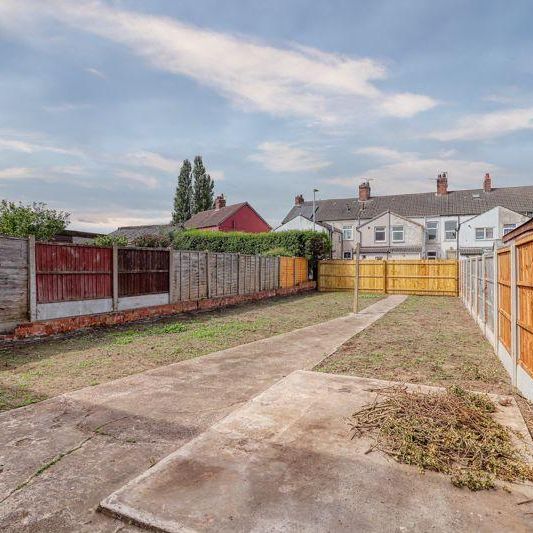 3 bedroom semi-detached house to rent - Photo 1