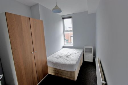 Hunter House Road, Sheffield, S11 8TW - Photo 5