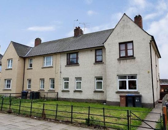 3 Bed Flat, Kirkhill Road, AB11 - Photo 1