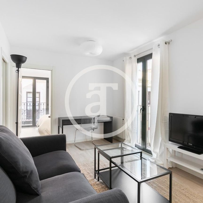 Piso de alquiler en C/ de Watt, Sants - Photo 1