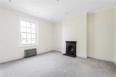 A five bedroom detached property situated within Lichfield. - Photo 4