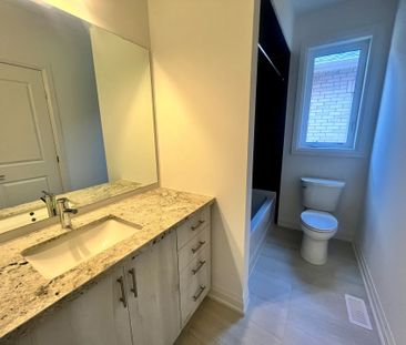 For Lease - 3194 Crystal Drive, Oakville, Ontario - Photo 4