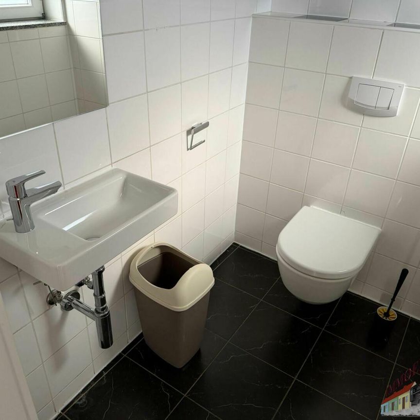 Unbefristetes Terrassen-Juwel - 3 Zimmer plus Wohnküche (inklusive Heizkosten & WW) - Photo 1