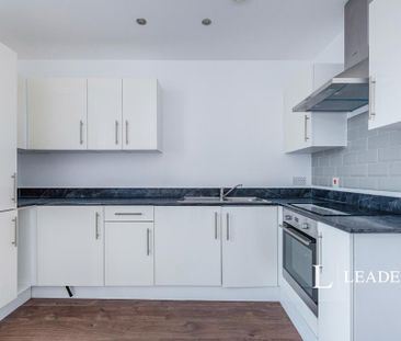 1 bedroom flat to rent - Photo 6