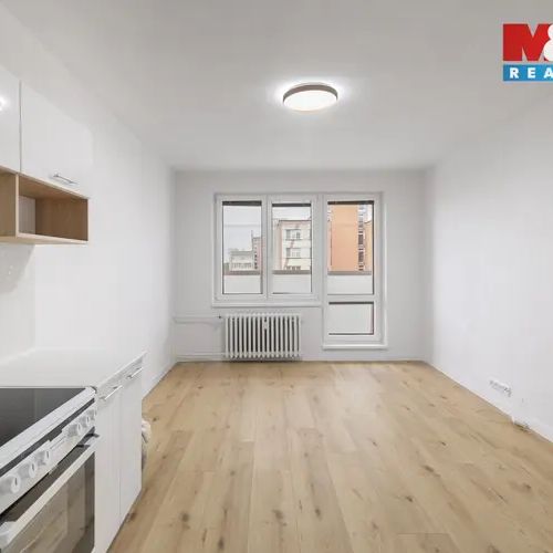 Pronájem bytu 1+kk, 27 m - Photo 1