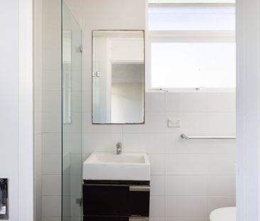 62/5-7 Esplanade, Elizabeth Bay NSW 2011 - Studio For Rent | Domain - Photo 4