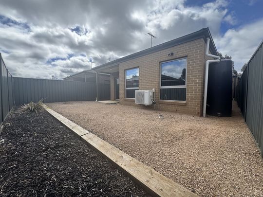 Spacious Family Living in the Heart of Harkness - Photo 1