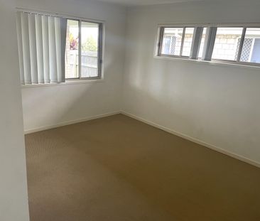 4 Bedroom Family Home In Pimpama - Photo 4