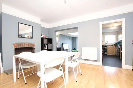 Lodge Causeway, Bristol, BS16 - Photo 2