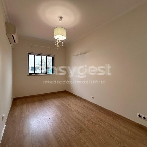 Moradia T3 em Lisboa - Photo 1