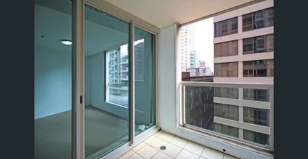 Lovely 1 Bedroom Apt at "The Landmark" - Photo 5