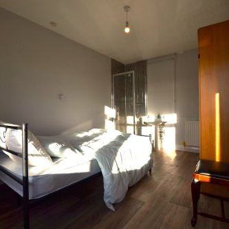 Double Rooms Available Now - Photo 1