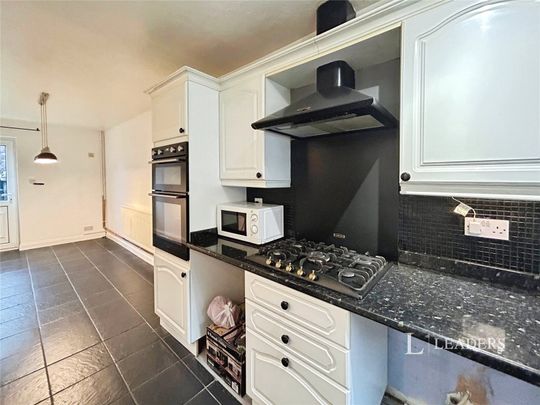 house to rent Greenham, Bretton, Peterborough, Cambridgeshire, PE3 - Photo 1