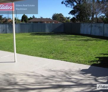 Family home in a quiet cul-de-sac! - Photo 3