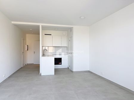 Live with the Owner - Studio Apartment - Photo 2