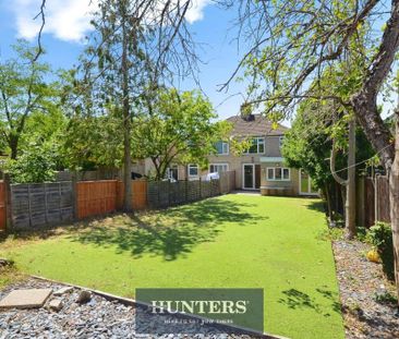 4 bedroom semi-detached house to rent - Photo 4