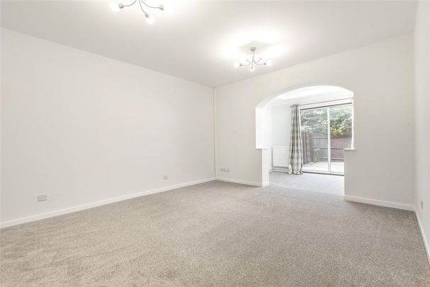 2 bedroom terraced house to rent - Photo 1