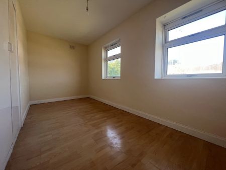 2 Bedroom Maisonette - Photo 3
