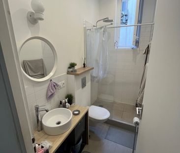 Location Appartement 2 pièces 35m² MARSEILLE 1er - Photo 5