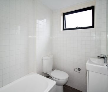 One bedroom unit at the heart of Paddington - Photo 6