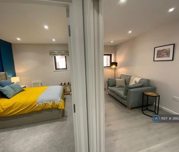 1 bedroom flat to rent - Photo 5