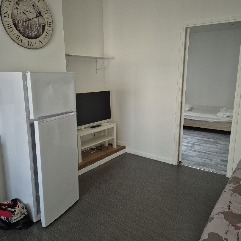 Location Appartement 30m² DOUAI 59500 - Photo 1