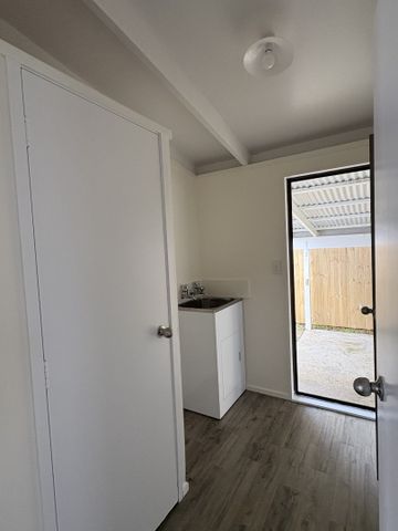 Spacious Townhouse in Kamo - Photo 5