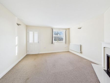 2 bedroom end of terrace house to rent - Photo 3