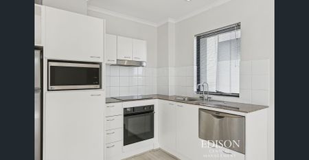 Stylish & Convenient City Living in the Heart of Perth!!! - Photo 5