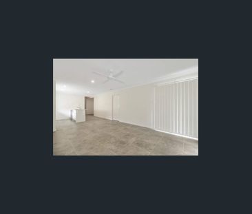 Modern Beachside Living Just Metres From The Water - Photo 6