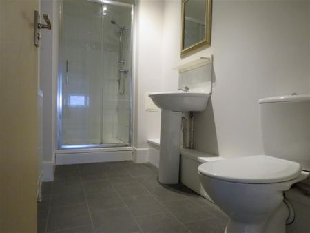 Alexandra Road - Photo 4