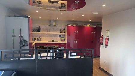 Platinum Studio - Photo 3