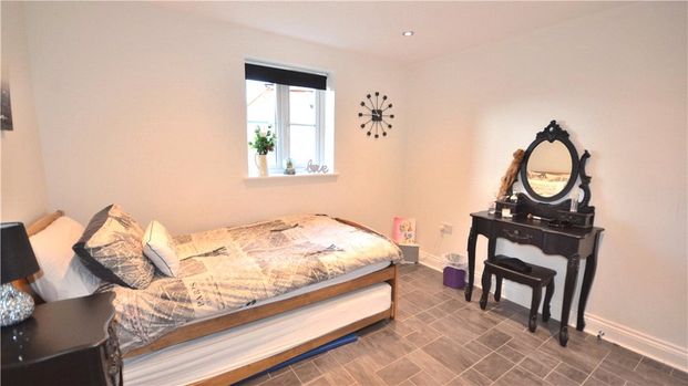 4 bedroom house to rent - Photo 1