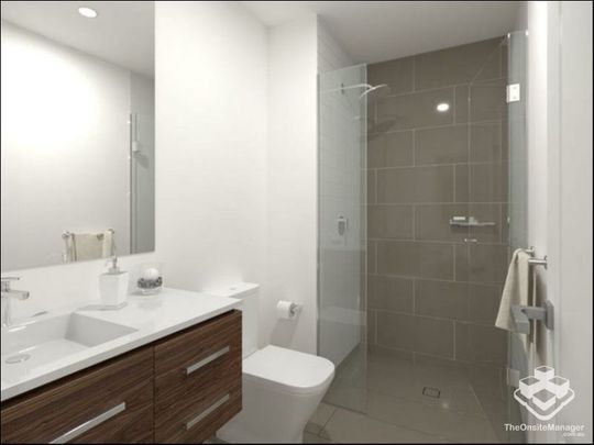 2 bedroom near new apartment in Corinda - Photo 1