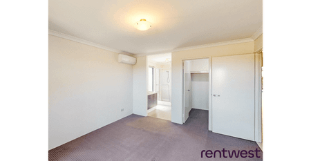 Character, Comfort and Convenience All in One - Photo 2