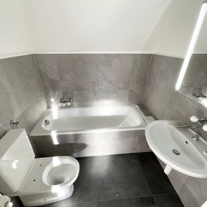 Magnifique appartement de 3 pièces rénové - Foto 2