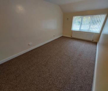 Halifax Road, Wadsley Bridge, Sheffield, S6 1LH - Photo 2