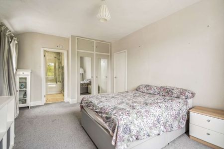 Mulberry Court, Field House Drive, Oxford, Oxfordshire, OX2 - Photo 2