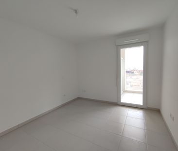 Location Appartement 2 pièces 38m² MARSEILLE 15ème - Photo 5