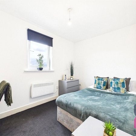 Property to rent - Photo 4