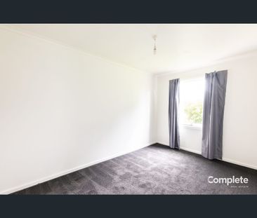 4 MAROONGA CRESCENT, Mount Gambier, SA 5290 - Photo 3