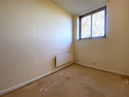 Wembdon Road, Bridgwater, Somerset, TA6 - Photo 3